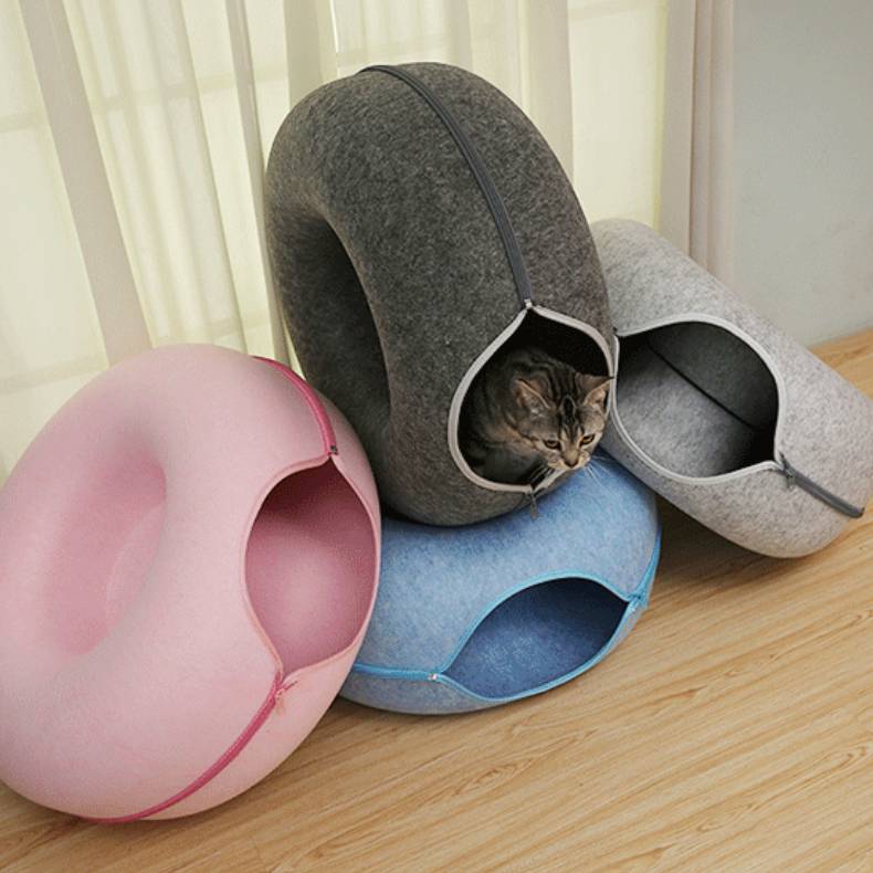 Felt Tunnel Bed