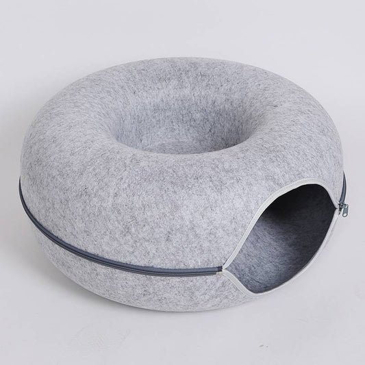 Felt Tunnel Bed in light grey